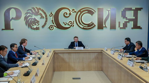  Experts at the Open Dialogue at the Russia National Center: Financial Connectivity and Digital Integration are Key to Sustainable Growth